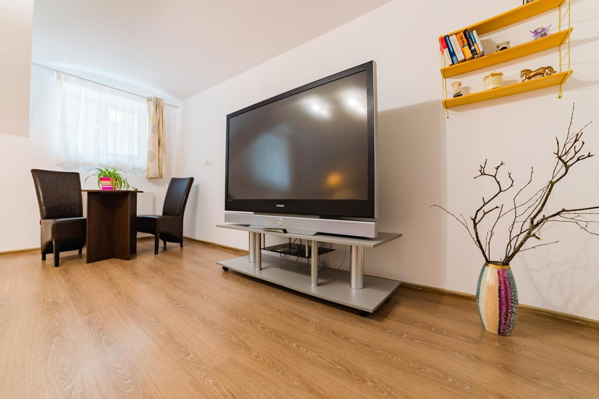 Sabin Apartments Private Parking Brasov Exterior photo